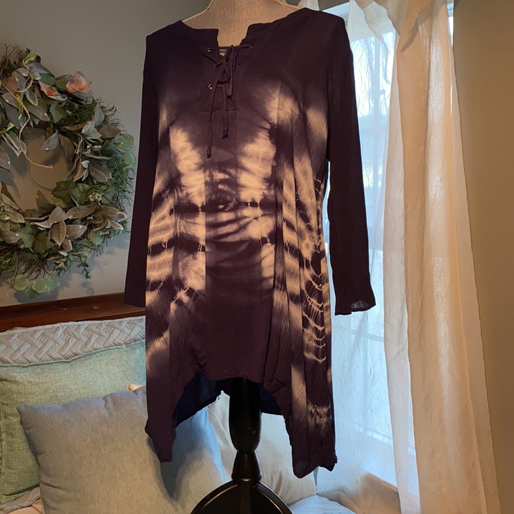 Ava James bell sleeve hi lo tunic Lace up neckline Tie dyed navy and white large